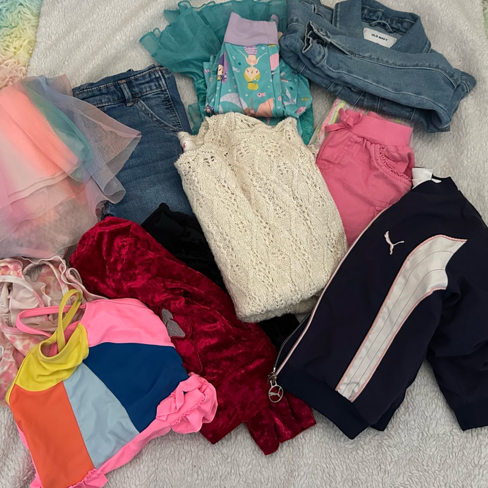 Girls 3T Bundle Lot of Clothes